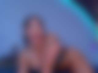 Live cam show with ReinaChloe - Twerk Young Adult on Camsoda