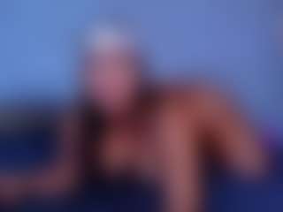 ReinaChloe's Live Sex Cam Show