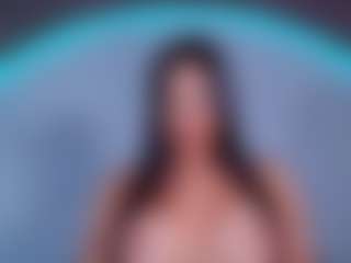 ReinaChloe's Live Sex Cam Show