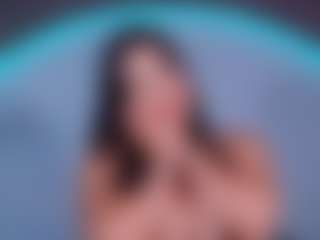 ReinaChloe's Live Sex Cam Show