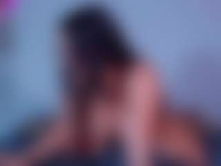 ReinaChloe's Live Sex Cam Show