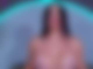 ReinaChloe's Live Sex Cam Show