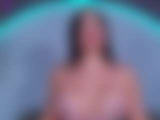 ReinaChloe's Live Sex Cam Show