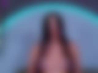 ReinaChloe's Live Sex Cam Show
