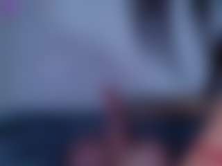 ReinaChloe's Live Sex Cam Show