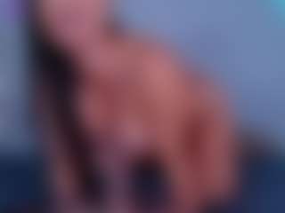 ReinaChloe's Live Sex Cam Show
