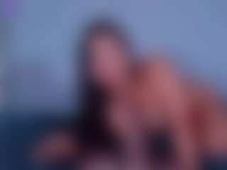 ReinaChloe's Live Sex Cam Show