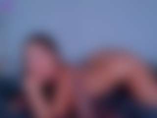 ReinaChloe's Live Sex Cam Show