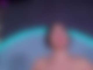 ReinaChloe's Live Sex Cam Show