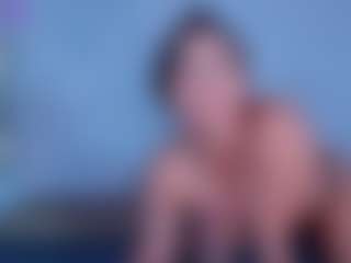 ReinaChloe's Live Sex Cam Show