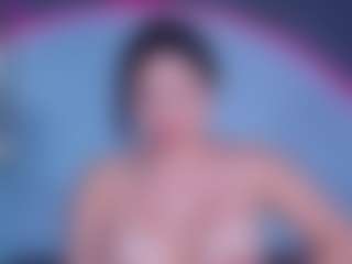 ReinaChloe's Live Sex Cam Show