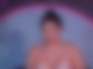 Live cam show with ReinaChloe - Control on SpunkLive