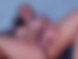 Live cam show with ReinaChloe - Fetish Big Tits on SquirtSoMuch