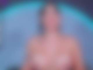 ReinaChloe's Live Sex Cam Show
