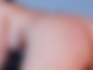 ReinaChloe's Live Sex Cam Show