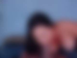 ReinaChloe's Live Sex Cam Show