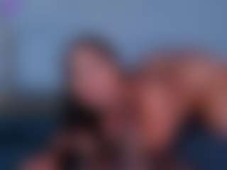 ReinaChloe's Live Sex Cam Show