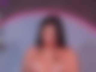 ReinaChloe's Live Sex Cam Show