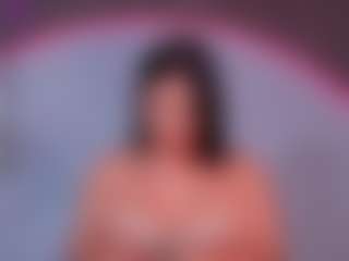 ReinaChloe's Live Sex Cam Show