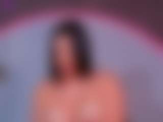 ReinaChloe's Live Sex Cam Show