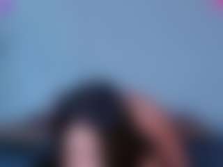 ReinaChloe's Live Sex Cam Show