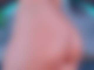 ReinaChloe's Live Sex Cam Show