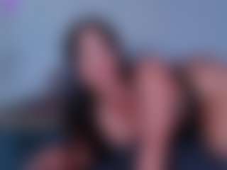 ReinaChloe's Live Sex Cam Show