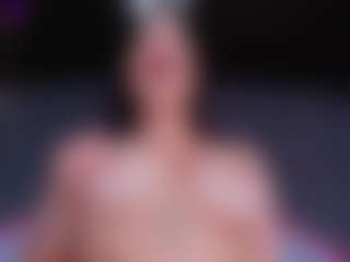 ReinaChloe's Live Sex Cam Show