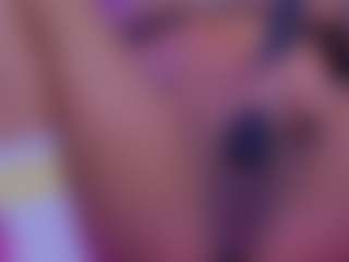 Live cam show with GysellHanson - Nipple Piercings on Hubzter Live