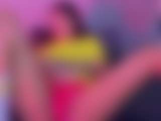 Live cam show with GysellHanson - Double Penetration on CamClone