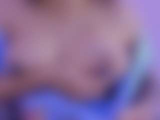 Live cam show with GysellHanson - Nipple Piercings on fapnchat