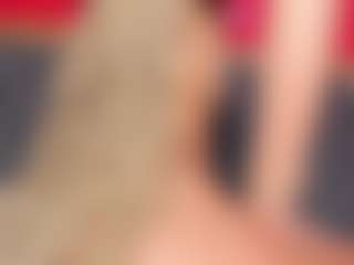 YayaHilton's Live Sex Cam Show