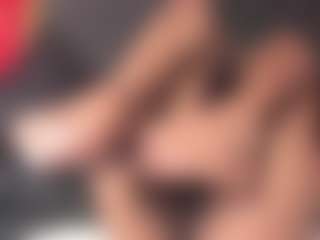 YayaHilton's Live Sex Cam Show