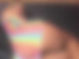 YayaHilton's Live Sex Cam Show