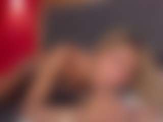 Live cam show with YayaHilton - Athletic Teen (18+) on Camming Site