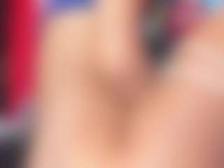 YayaHilton's Live Sex Cam Show
