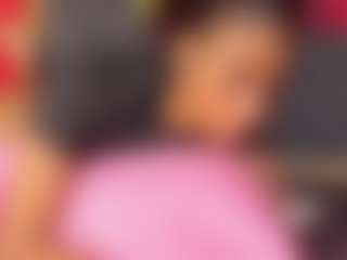 YayaHilton's Live Sex Cam Show
