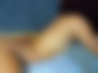 YayaHilton's Live Sex Cam Show