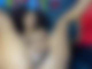 YayaHilton's Live Sex Cam Show
