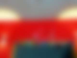 Live cam show with YayaHilton - Striptease on CamClone