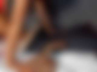 YayaHilton's Live Sex Cam Show