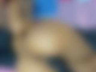YayaHilton's Live Sex Cam Show