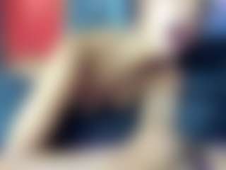 YayaHilton's Live Sex Cam Show