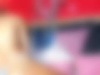 YayaHilton's Live Sex Cam Show