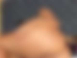YayaHilton's Live Sex Cam Show
