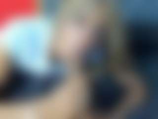YayaHilton's Live Sex Cam Show