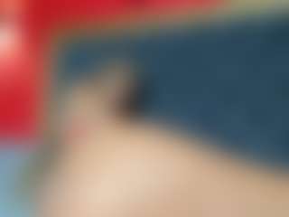 YayaHilton's Live Sex Cam Show