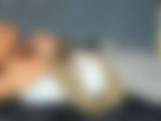 YayaHilton's Live Sex Cam Show