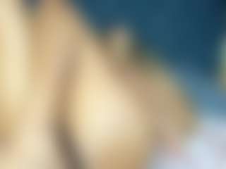 YayaHilton's Live Sex Cam Show