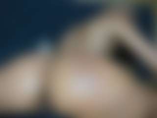 YayaHilton's Live Sex Cam Show